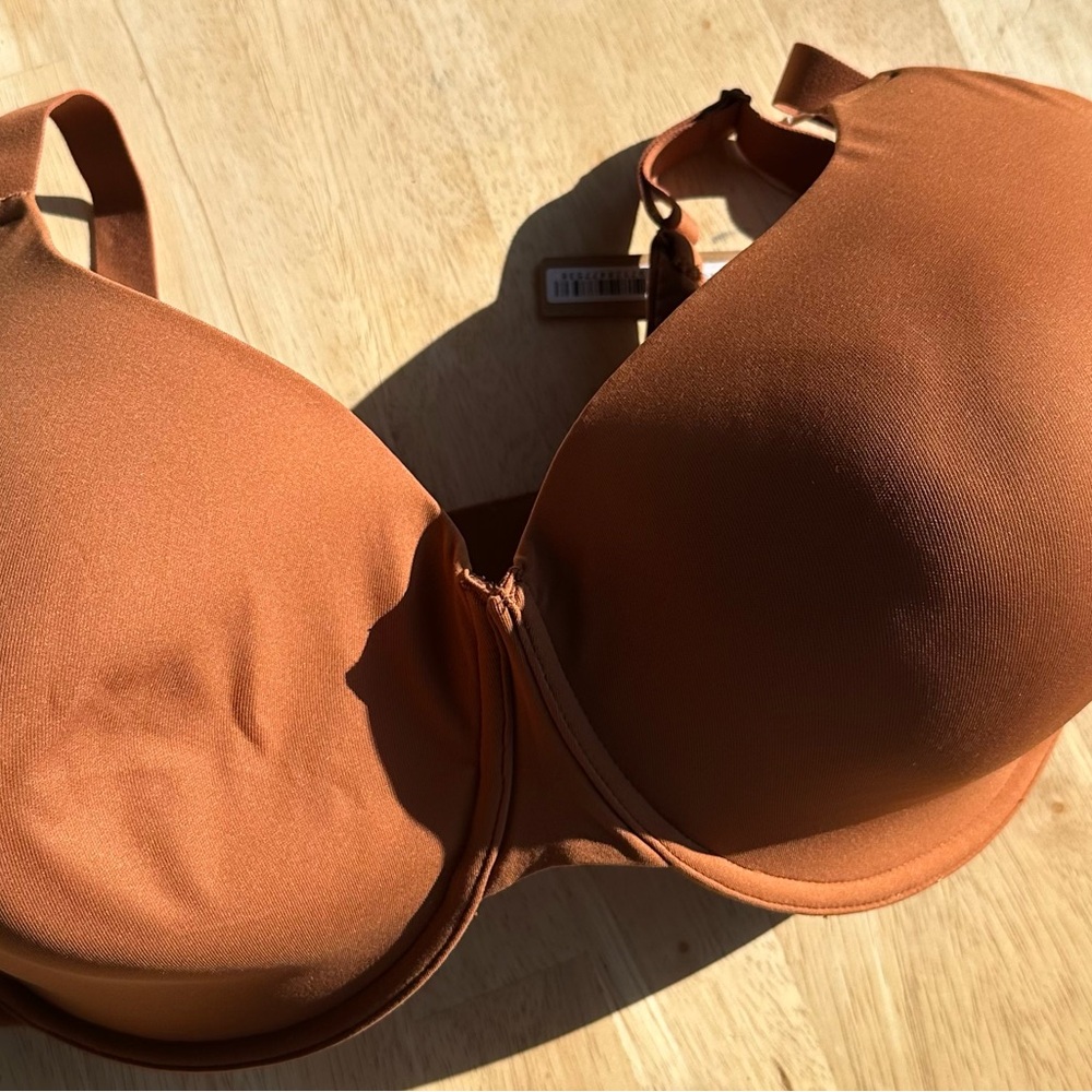 SKIMS fits everyone tshirt bra